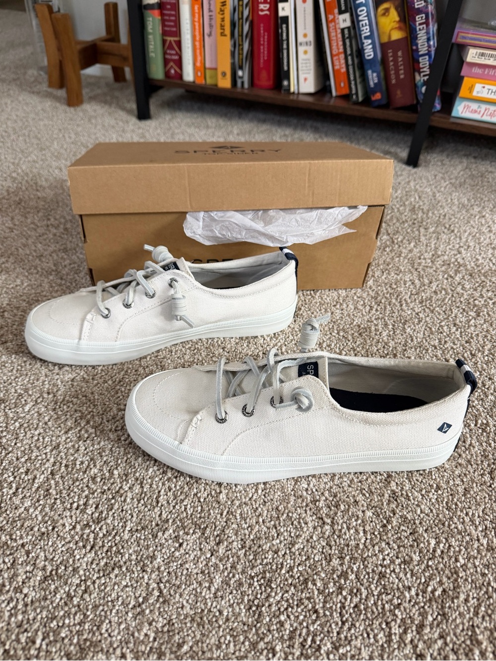 Sperry Off-White Canvas Low-Top Lace Sneakers with Navy Heel Tab